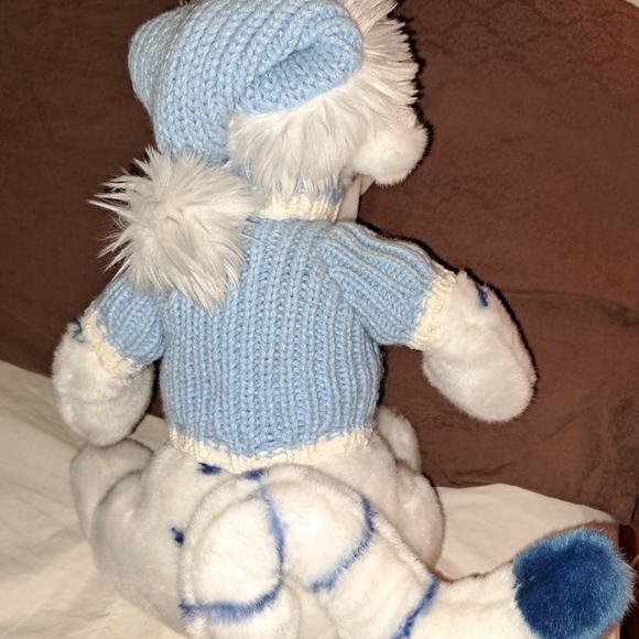 Disney Store Exclusive Blue/White Tigger - Picture 5 of 11